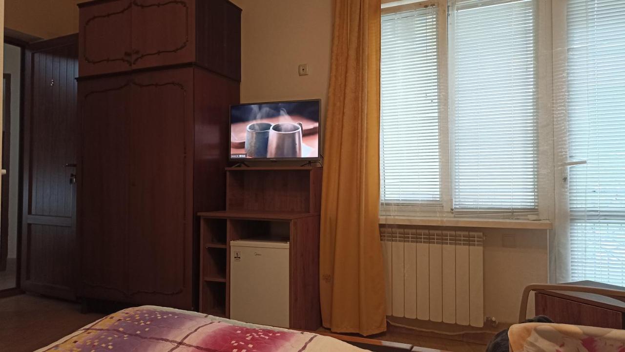 Guest House Karla Kobuleti Εξωτερικό φωτογραφία