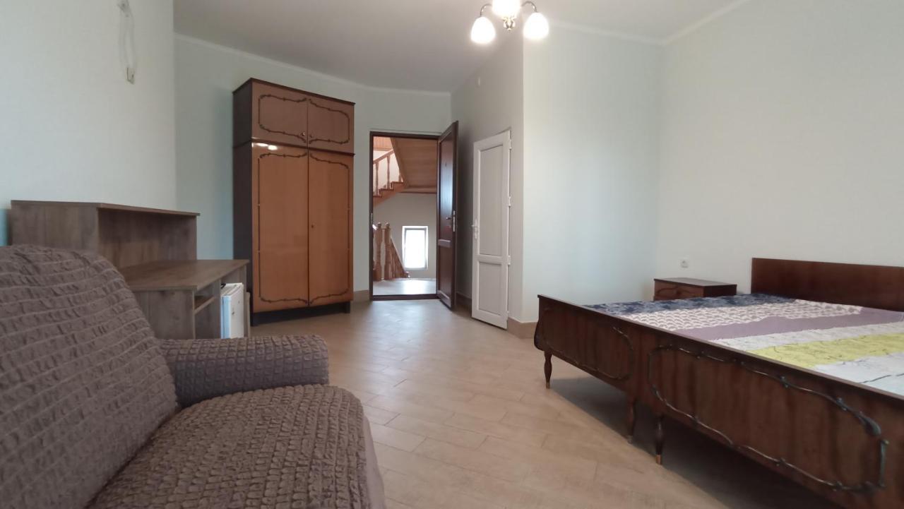Guest House Karla Kobuleti Εξωτερικό φωτογραφία