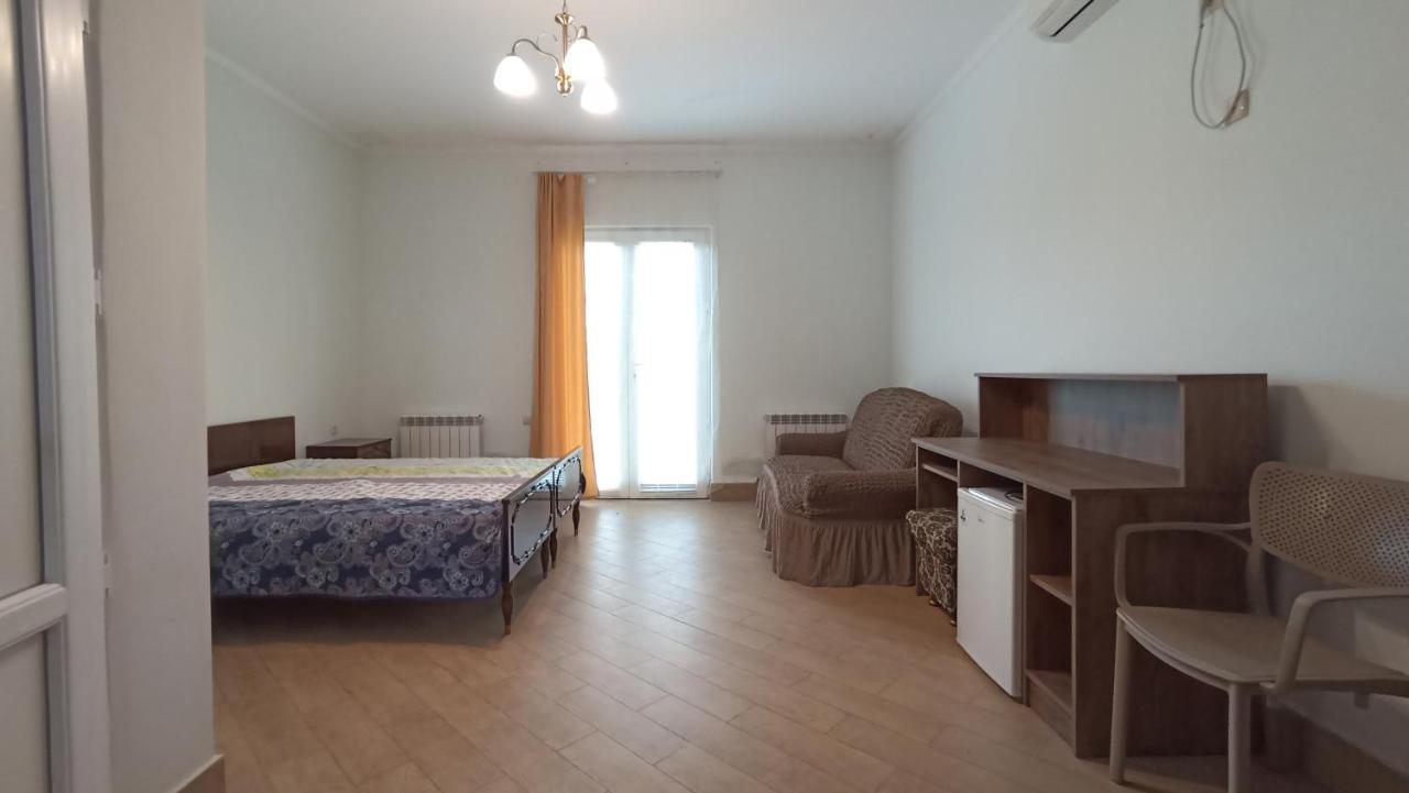 Guest House Karla Kobuleti Εξωτερικό φωτογραφία