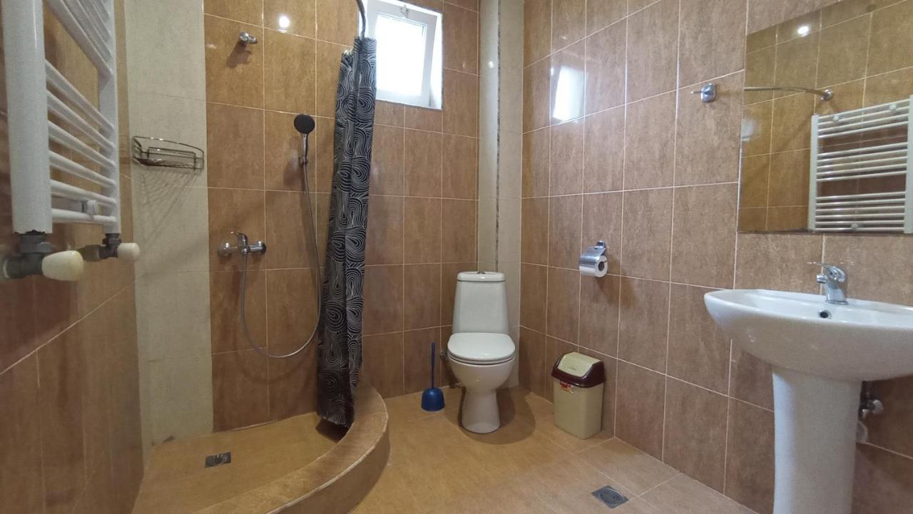Guest House Karla Kobuleti Εξωτερικό φωτογραφία