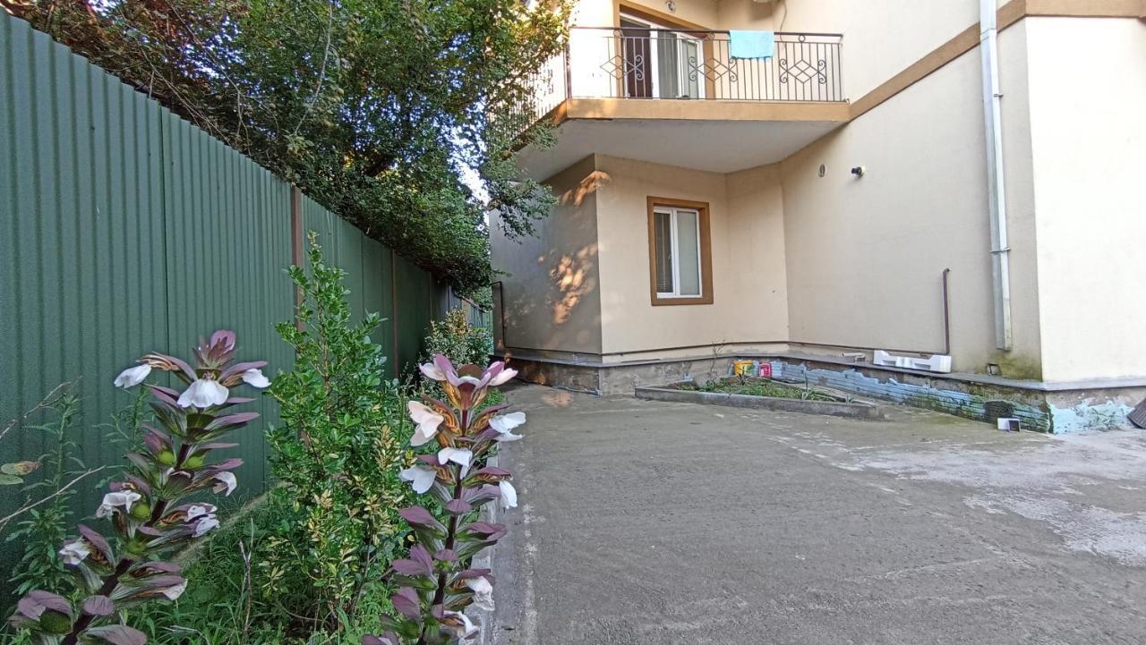 Guest House Karla Kobuleti Εξωτερικό φωτογραφία